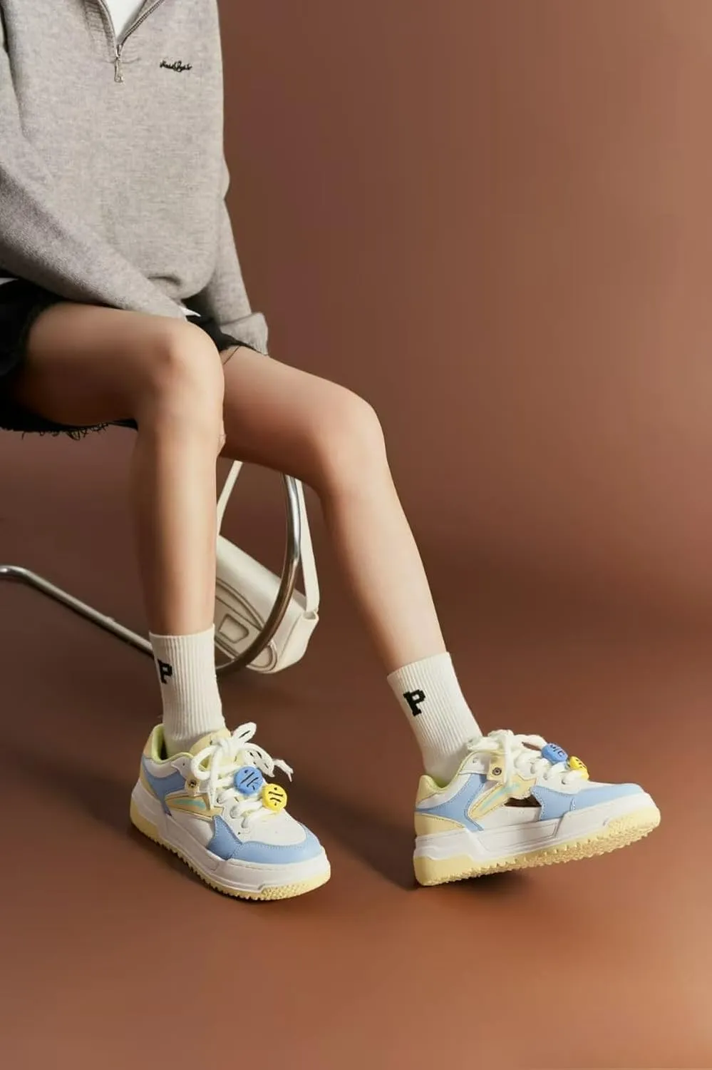 Cute Fish Embroidered Shoes Women's Casual Sneakers Comfortable Everyday Shoes Spring Color-Block Casual Women's Low-Top White Sneakers